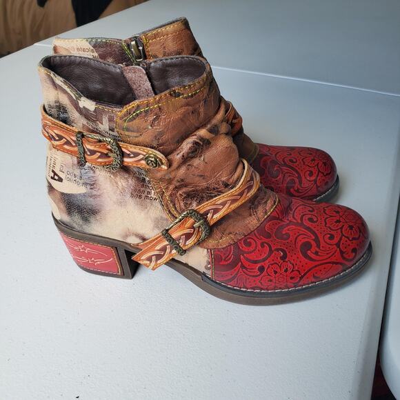 Socofy Boots Womens Size 39 Brown Red Ankle Western Boho Embossed Buckle Unique - Picture 1 of 13